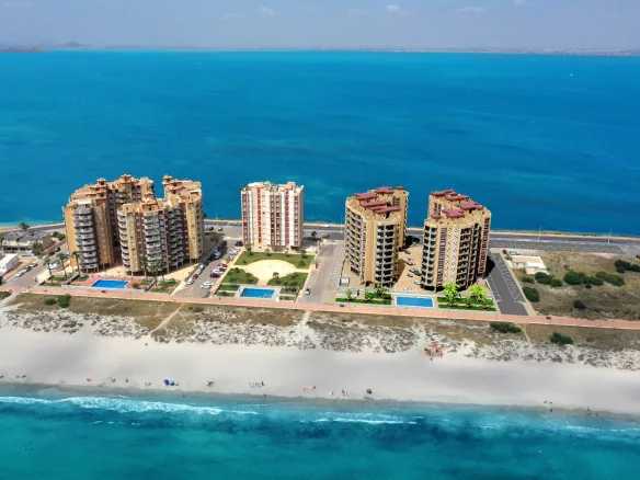 Strand aan de Middellandse Zee bij La Manga kilometer 12