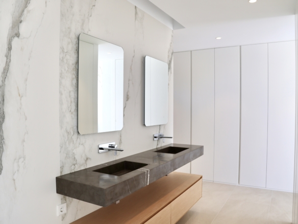 badkamer Villa Ibiza - investeren in vastgoed in ibiza. tomas fem casas - betrouwbare makelaar in spanje