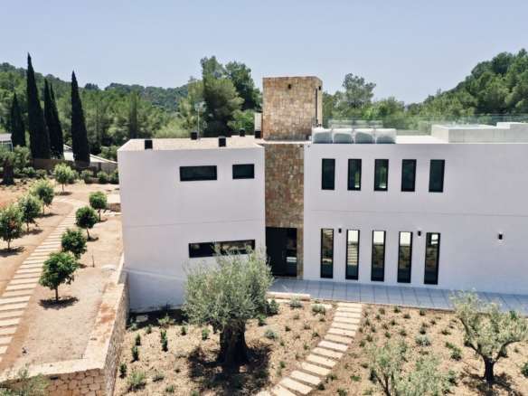Villa Ibiza - investeren in vastgoed in ibiza. tomas fem casas - betrouwbare makelaar in spanje