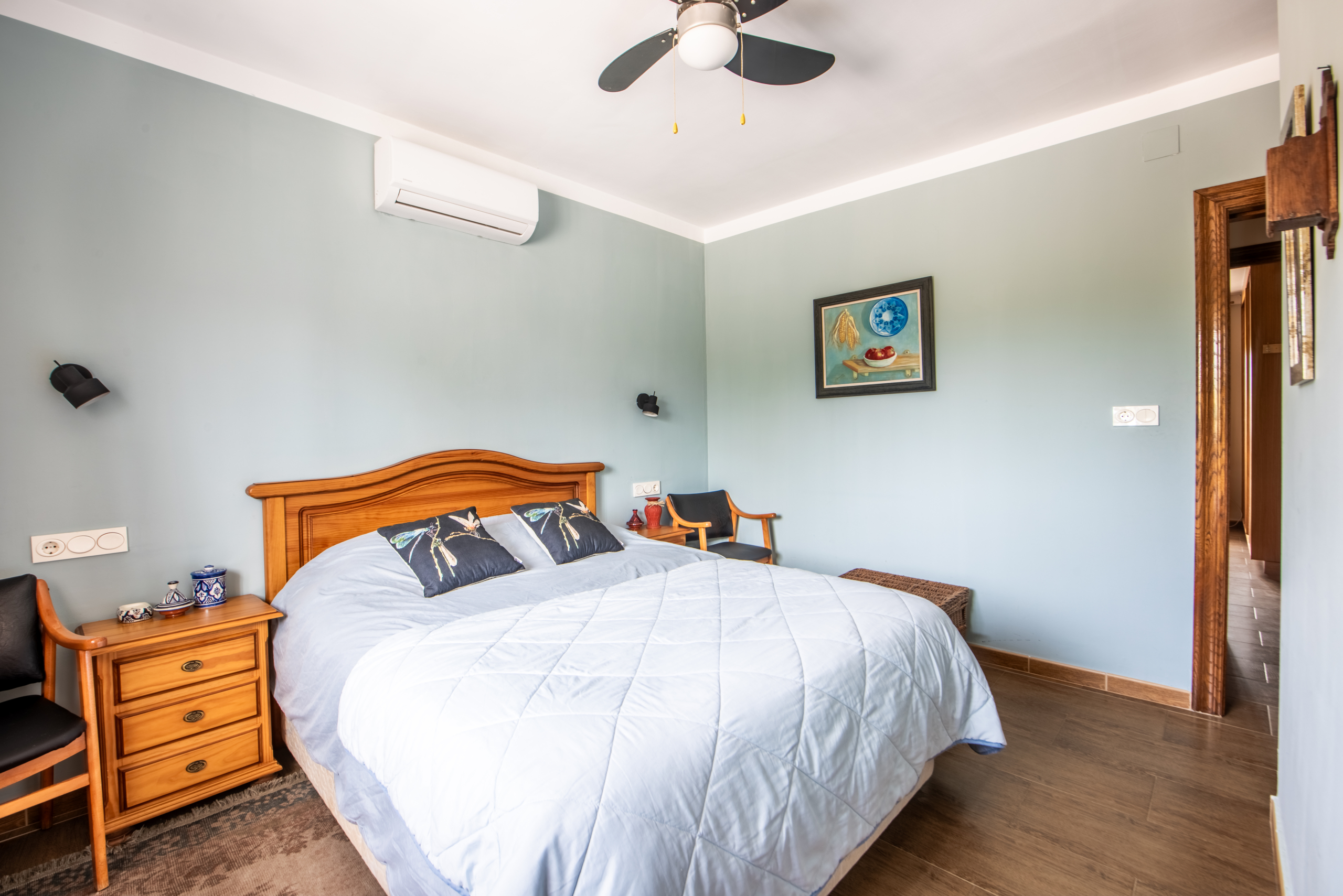 Slaapkamer met moderne badkamer en suite in instapklare villa in Calasparra Murcia