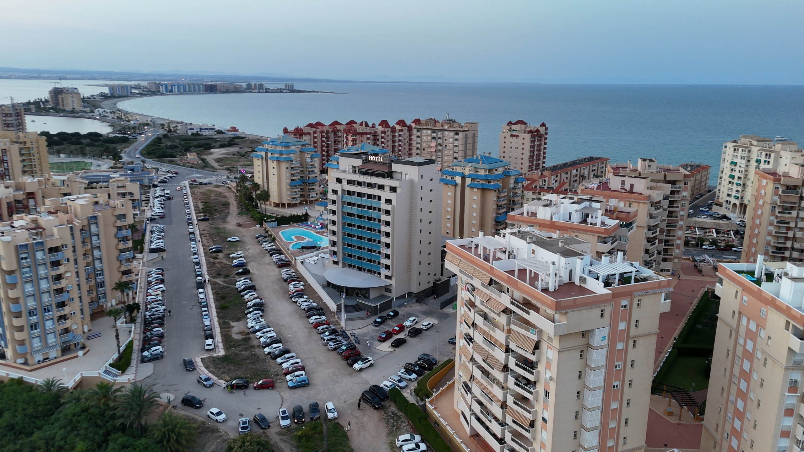 Aanzicht van Puerto Mar 1-2