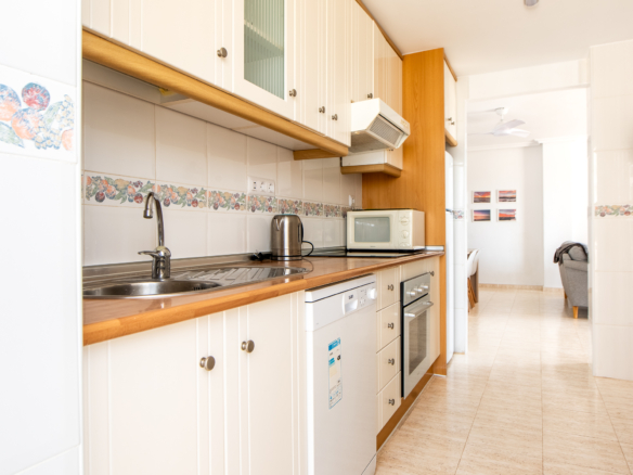 Afzonderlijke keuken in appartement in Puerto Mar 1-2 La Manga