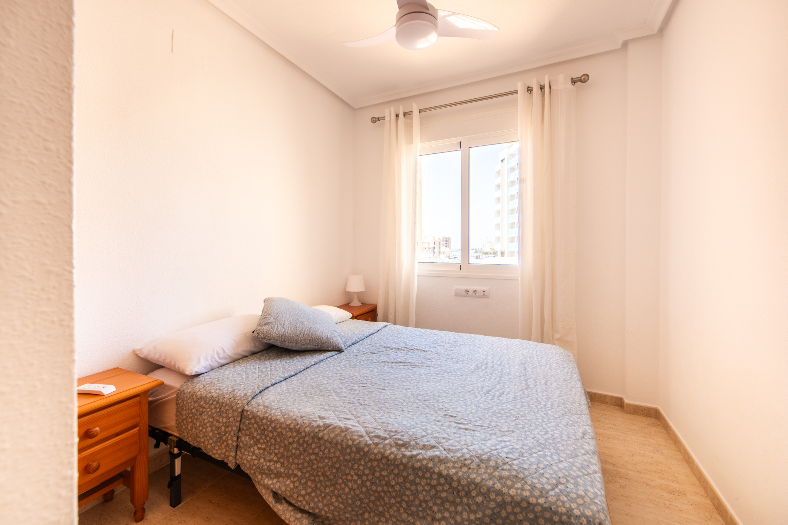 Tweede slaapkamer in appartement in La Manga del Mar Menor