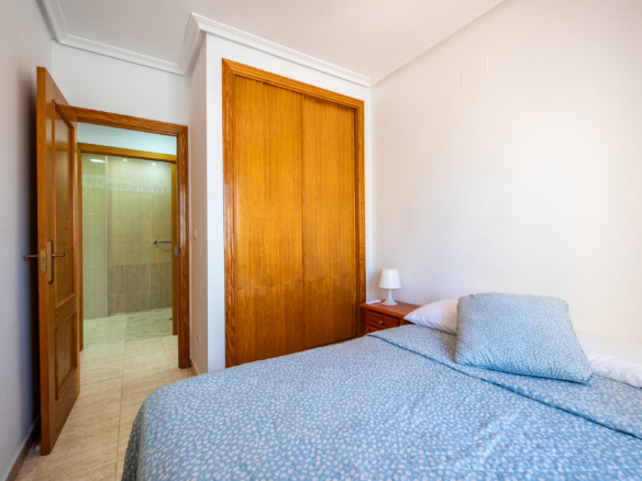 tweede slaapkamer met ruimte kastruimte