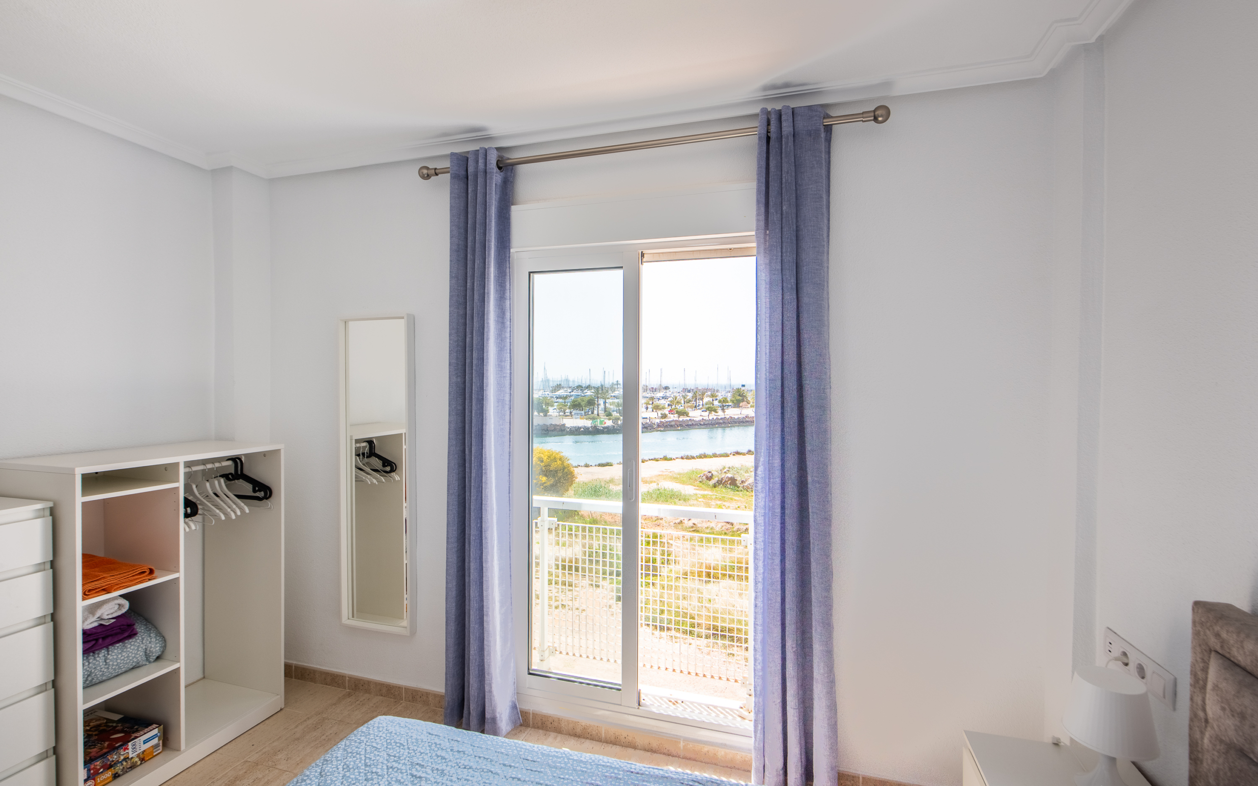 Uitzicht vanaf de master bedroom met zeezicht