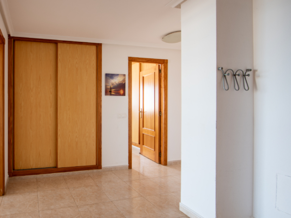 Binnnenkomst hal in het appartement op la manga