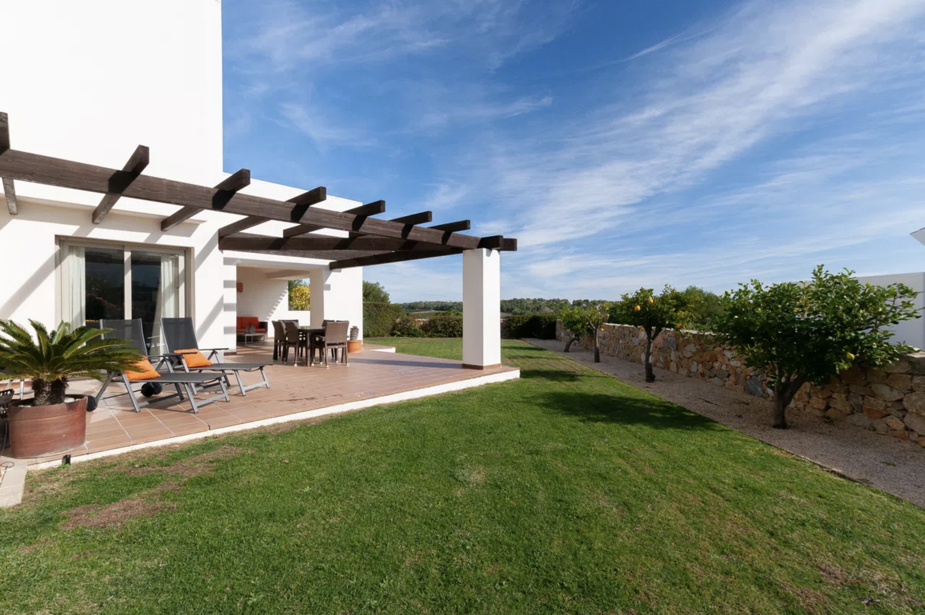 Luxe golfvilla Las Colinas met uitzicht op de fairway