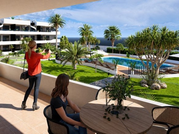 Nieuwbouwappartementen aan de golfbaan in Los Alcázares