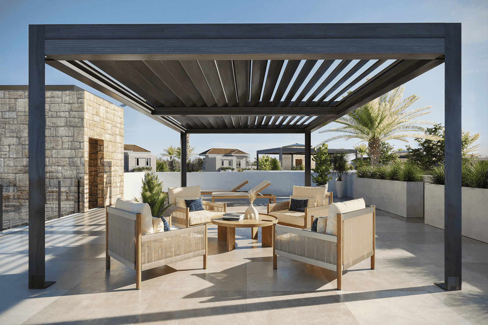Privésolarium met pergola en comfortabele loungehoek op een moderne villa in Lorca