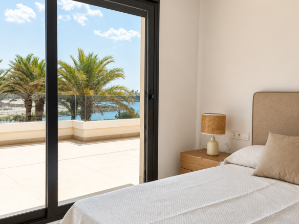 Villa met aanlegplaats in La Manga