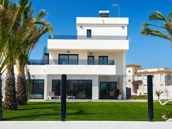 Villa met aanlegplaats in La Manga