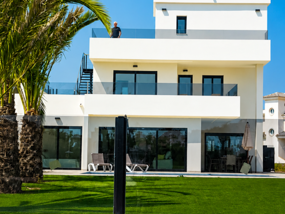 Villa met aanlegplaats in La Manga